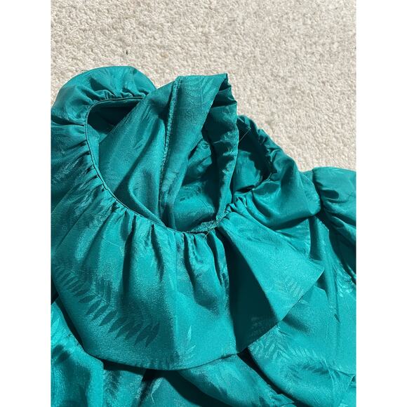 Ship 'N Shore Women's Size 12 Long Sleeve Button Up Ruffle Neck Blouse Green - Picture 9 of 9